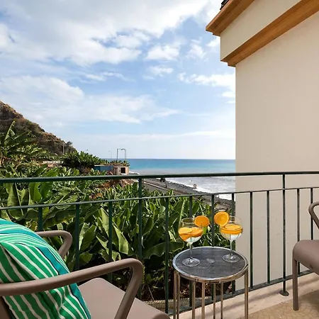 Madalena Sunset By Homie Madalena do Mar